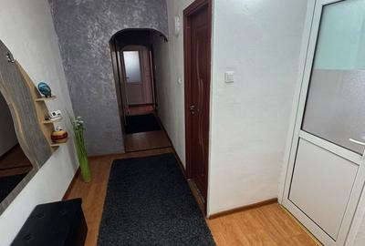 Apartament cu 3 camere decomandat în Ostroveni - 6