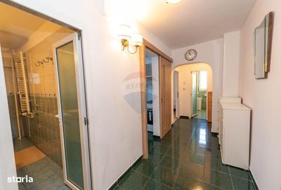 Apartament cu 3 camere, mobilat în Decebal - 9