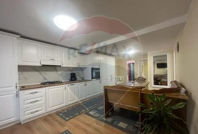 Apartament cu 4 camere decomandat în Hipodrom 1 - 12