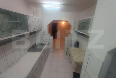 Apartament cu 4 camere semidecomandat în Micro 17 - 4
