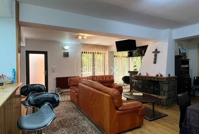 De vanzare vila 8 camere Sinaia - 2