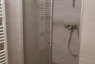 Apartament de închiriat  3 Camere Zona Coresi - 8