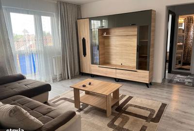 Apartament cu 2 camere semidecomandat în Micro 4 - 3