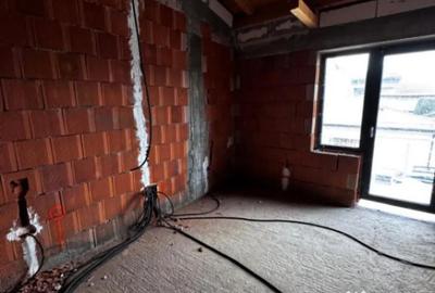 Casă cu 4 camere cu Teren 550 Mp în George Enescu - 2