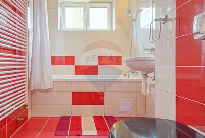 Apartament spatios cu gradina, vedere la munte si potential comercial - 9