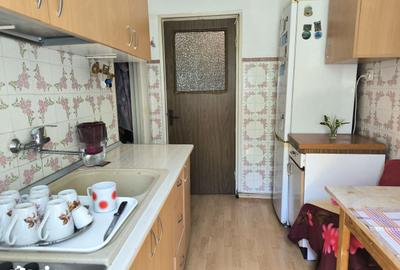 Apartament cu 3 camere decomandat în Nord