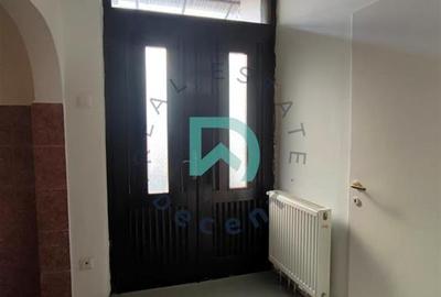 Casă individuală cu 4 camere cu Canalizare în Schei - 12