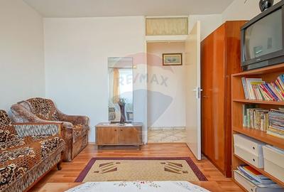 Apartament cu 3 camere decomandat, mobilat în Central - 18