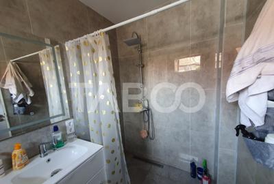 Casa 90 mpu 2 camere bucatarie baie debara zona Campului - 9