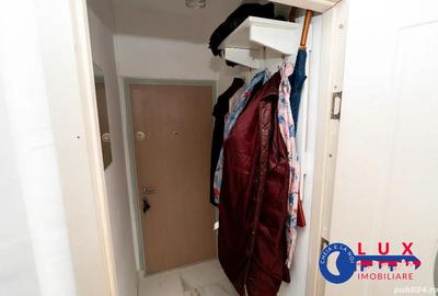 ID 2995 Apartament cu 2 camere * Str Alunisului - 7