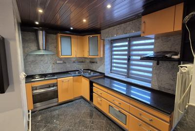 Apartament cu 3 camere, bloc 1990 - bd. Decebal piata Alba Iulia - 6