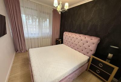 Apartament cu 3 camere decomandat, mobilat în Tomis Plus