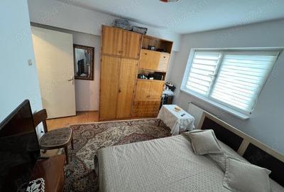 Apartament cu 2 camere decomandat în Republicii - 2