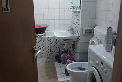 Apartament cu 3 camere semidecomandat în Centrul Civic - 2