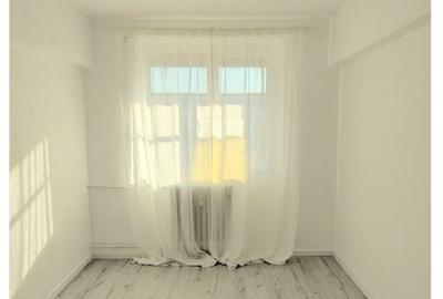 Apartament cu 3 camere decomandat în Tineretului - 6