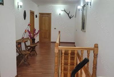 Casă cu 6 camere cu Teren 1300 Mp în Central - 5