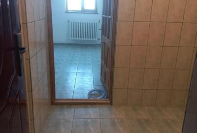 Garsonieră semidecomandată în Abator - 5