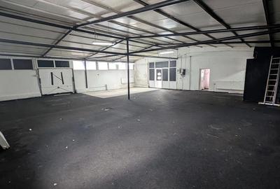 Spațiu comercial, de 180 mp, în Central - 6