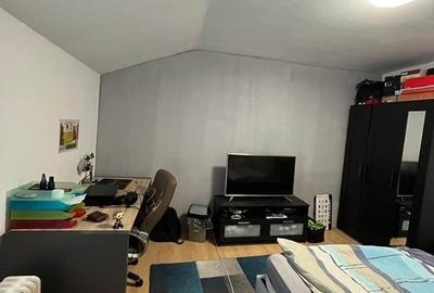 Casă 4 camere,  P+M, 130 mp utili, curte comună, Ultracentral , Oradea. - 4