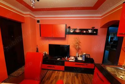 Apartament cu 2 camere decomandat în Central - 1