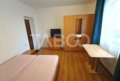 Garsonieră decomandată, mobilată în Trei Stejari - 7