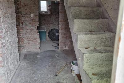 Casă cu 2 camere cu Teren 160 Mp în Central - 5