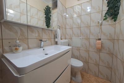 Casa individuala cu piscina. P+1+M. zona foarte buna - 39