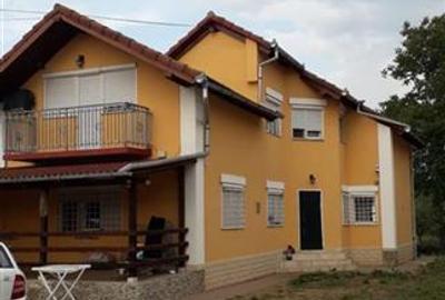 Casă individuală cu 5 camere cu Canalizare în Hurez - 1