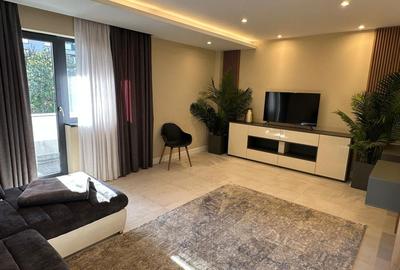 Apartament cu doua camere in zona Palazu Mare mobiliat /utilat nou - 2