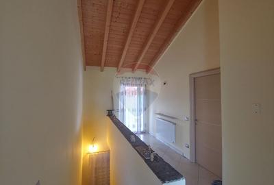 Casa / Vila de lux cu 5 camere de vanzare in Vadu Moldovei, Suceava - 49