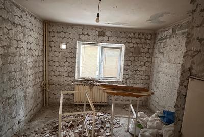 APARTAMENT 3 CAMERE 2/8 BL 1991 HOL H REABILITAT APROPRIERE METROU PARC 4 MINUTE - 8