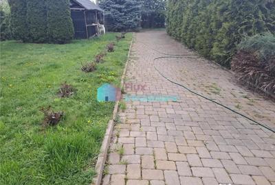 Teren de 1000 mp, în Șcheia