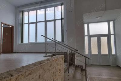 Spațiu comercial, de 700 mp, în Ultracentral - 16