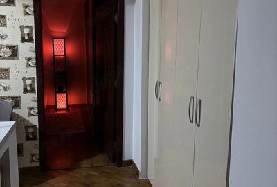 Garsonieră decomandată în Central - 2