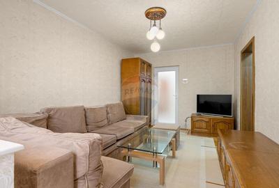Apartament cu 3 camere de vanzare- COMISION 0% - 8