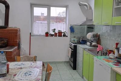 Vand casa cu gradina mare in Bethausen - 4