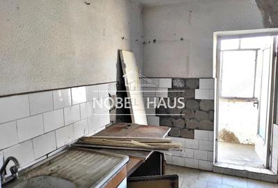 Oportunitate de Investitie, apartament 2 camere, decomandat, etajul 4, Ultracentral Barlad - 3