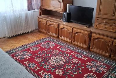 Apartament cu trei camere in zona centrala - 6