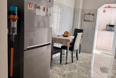Apartament cu 3 camere decomandat în Central - 6