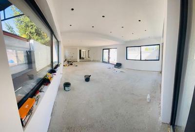 Spațiu comercial, de 400 mp, în Central - 2