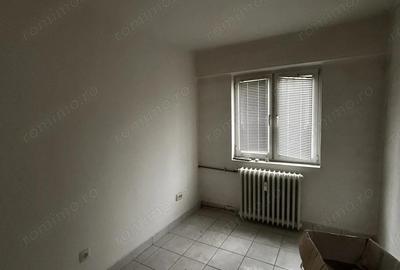 Apartament cu 3 camere decomandat în Central - 6