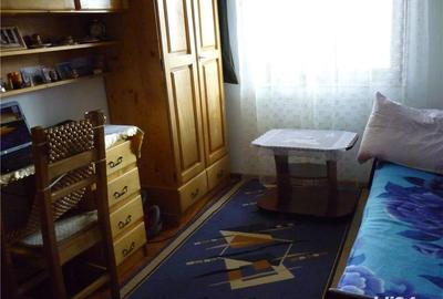 Apartament cu 4 camere decomandat în Central - 2