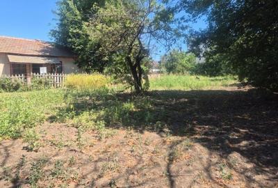 Teren Construcții intravilan de 1400 mp, în 23 August - 4