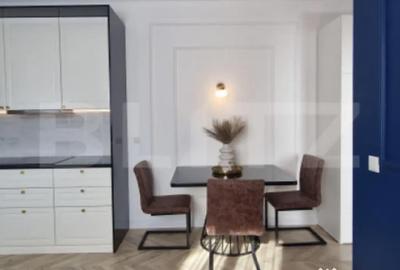 Apartament cu 3 camere decomandat, mobilat în Central