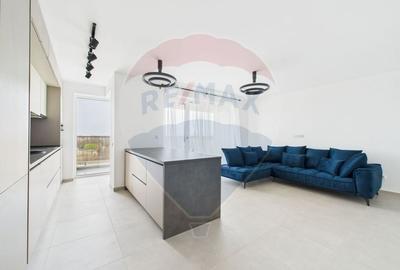Apartament cu 3 camere decomandat, mobilat în Exterior Vest