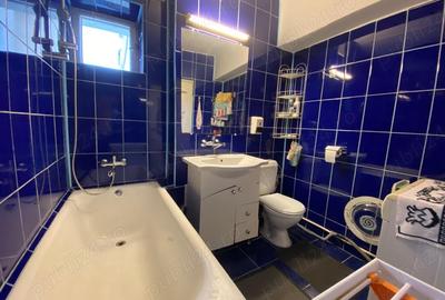 Apartament cu 3 camere decomandat în 22 Decembrie - 8