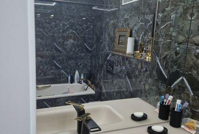 Apartament cu 4 camere decomandat în Sud - 8