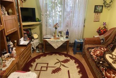 Apartament 3 camere , cartier Sud , decomandat , et 1/4 , mo - 2