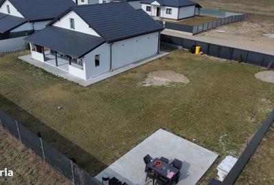 Casă cu 4 camere cu Teren 720 Mp în Hemeiuș - 3