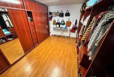 Casă cu 12 camere cu Teren 321 Mp în George Enescu - 9